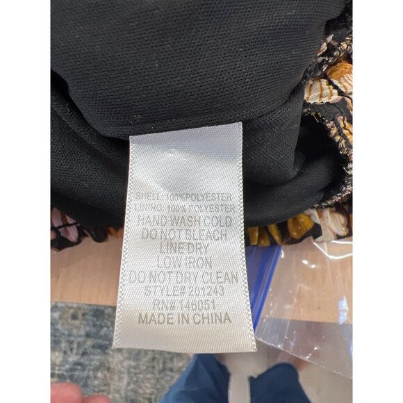 Monteau Floral Sheer Blouse With Metallic Details Half Sleeves Size Medium - Picture 9 of 10